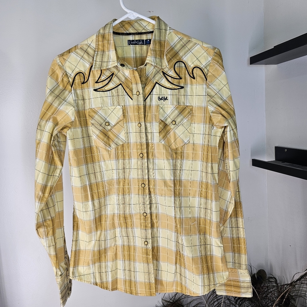Cruel Girl Yellow Plaid Western shirt size Medium with yellow pearl snap buttons